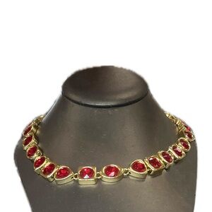 NWT ⚜️♥️⚜️ Piper K Gorgeous Bezel Style Red Stones Necklace
